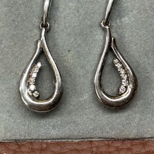 Authentic Kate McCullar diamond and sterling earrings